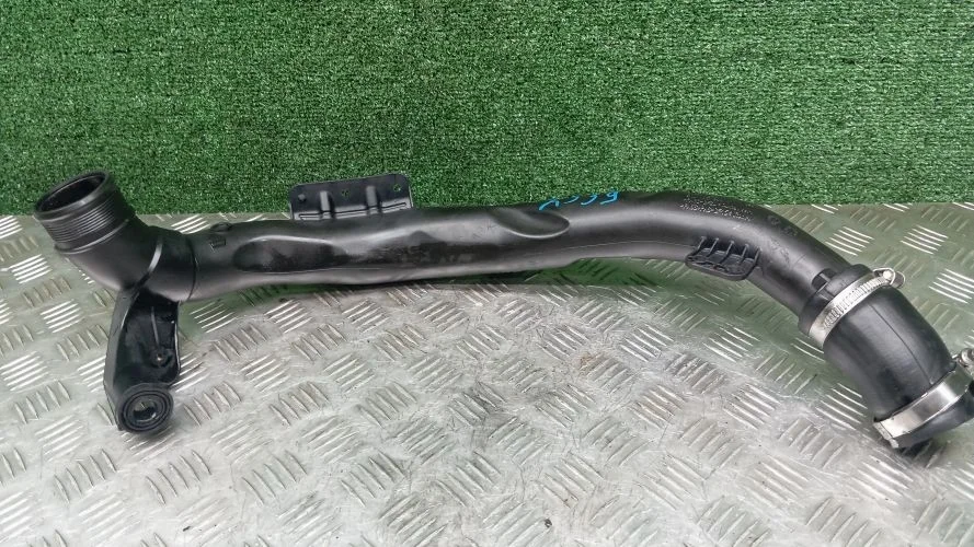 патрубок интеркулера Volkswagen CFF 5N1,A32,B7 Volkswagen Tiguan CFF 5N1,A32,B7 5N0145840G