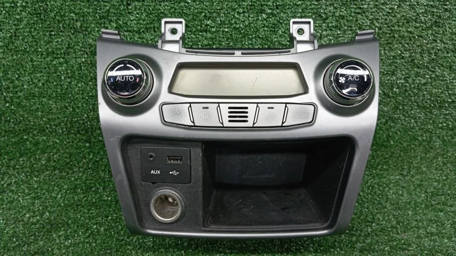 блок управления климат-контролем Ssangyong D20DTF С200,CK Ssangyong New Actyon,Actyon D20DTF С200,CK 6874034101
