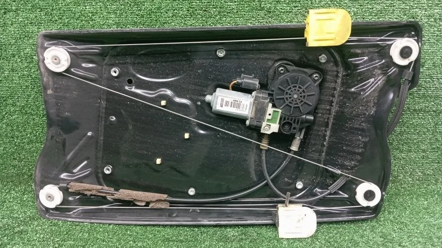 стеклоподъемник Land Rover 224DT L359 Land Rover Freelander 224DT L359 LR006358,LR012206,LR019658,LR031725,FC7958