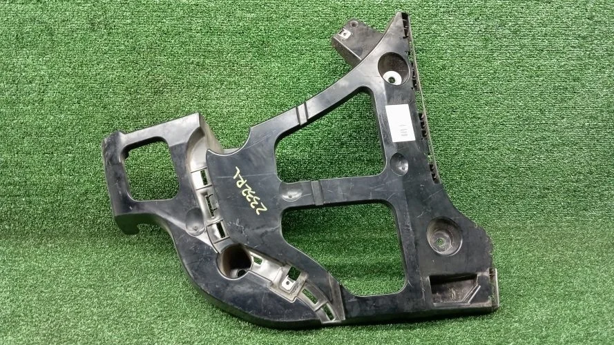 крепление бампера Bmw 306D3,N52B30A E70 Bmw X5 306D3,N52B30A E70 51127158445
