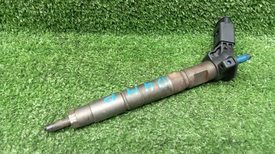 форсунка дизельная Hyundai,Kia D4HB,D4HA CM,XM,VQ Hyundai,Kia Santa Fe,Sorento,Carnival D4HB,D4HA CM,XM,VQ 33800-2F000,338002F000,0445116018