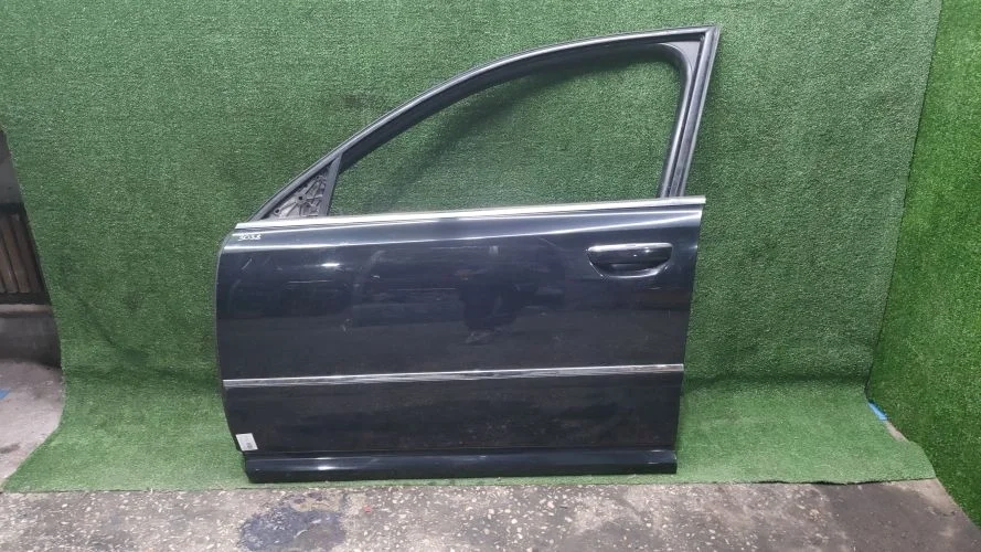 дверь боковая Audi BGK,BSB,BVJ,BPK 4E2,4E8,D3 Audi A8 BGK,BSB,BVJ,BPK 4E2,4E8,D3 4E0831051C