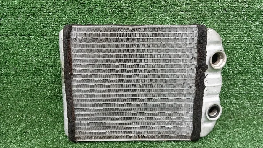 радиатор печки Audi,Volkswagen BUG,BKS 4LB,7LA Audi,Volkswagen Q7,Touareg BUG,BKS 4LB,7LA 7L0819031