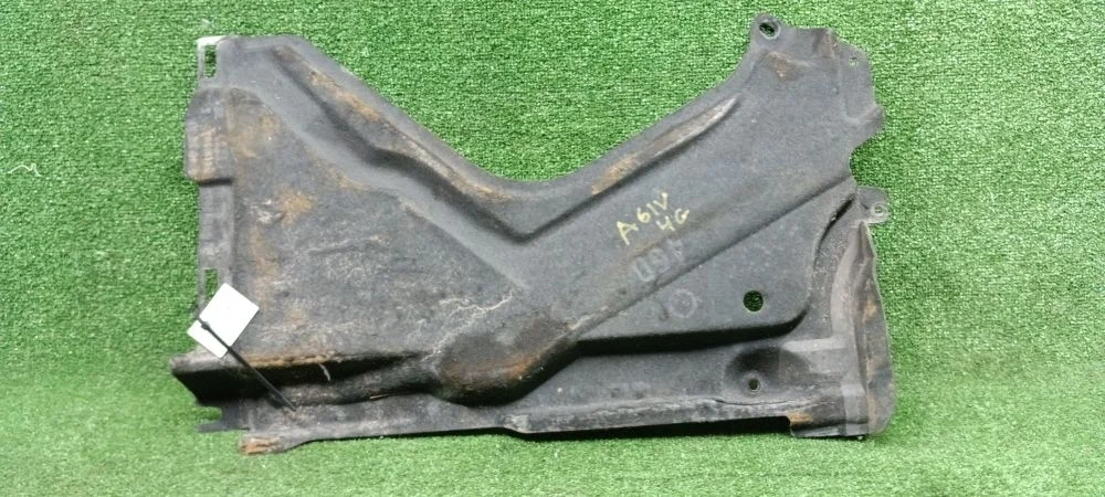защита днища Audi CTUA,CNHA 4G2 Audi A6 CTUA,CNHA 4G2 4G0825216A