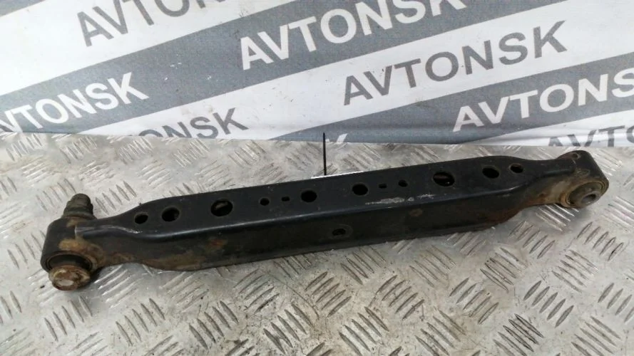 рычаг Nissan MR20DE NT31,T31,J10,S35 Nissan X-Trail,Dualis,Qashqai MR20DE NT31,T31,J10,S35 55111JD00A