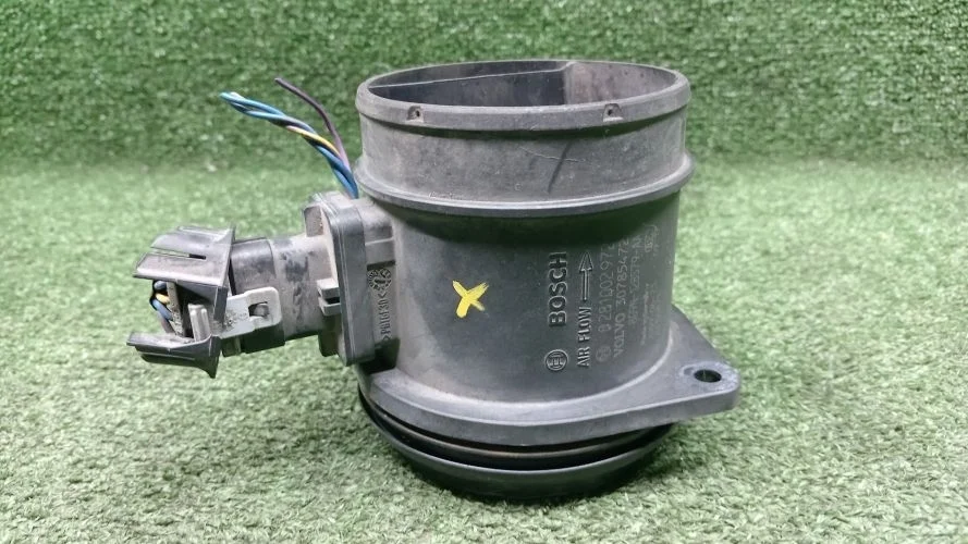 датчик расхода воздуха Volvo D5244T10 AS71 Volvo S80 D5244T10 AS71 30785472,8G9N12B579AA