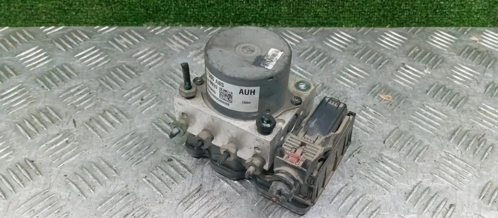 блок abs Chevrolet F16D4 T300 Chevrolet Aveo F16D4 T300 95918861,5WY7D07A,95230587