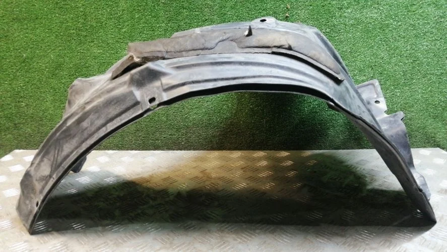 подкрылок Infiniti VQ37VHR,V9X Y51 Infiniti Q70 VQ37VHR,V9X Y51 638431MA1A