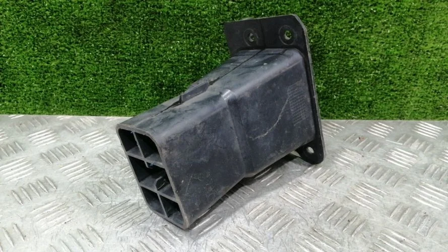 кронштейн усилителя бампера Peugeot 9HD T84 Peugeot 3008 9HD T84 9682791480