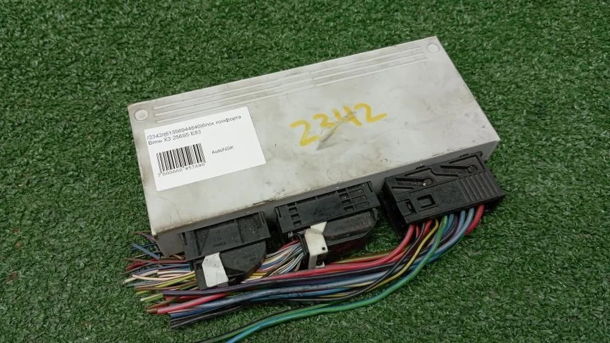 блок комфорта Bmw 256S5 E83 Bmw X3 256S5 E83 61356944840