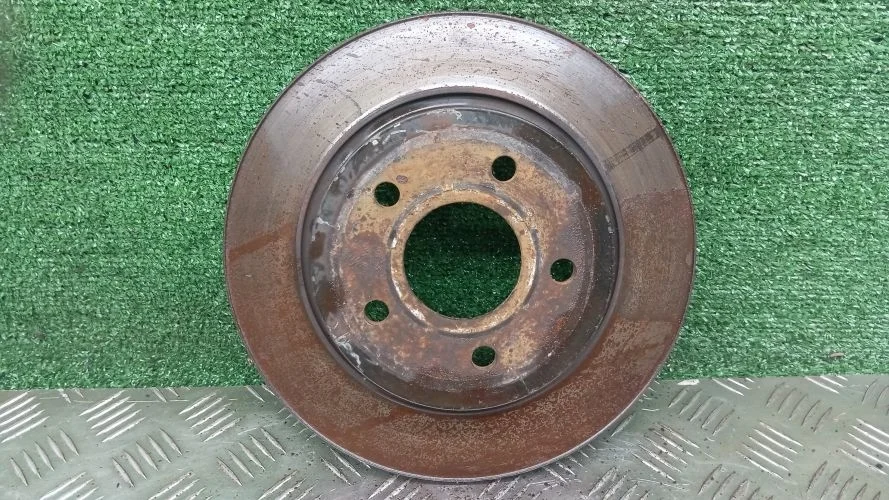 диск тормозной Ford D4204T CB8 Ford Focus3 D4204T CB8 1704765
