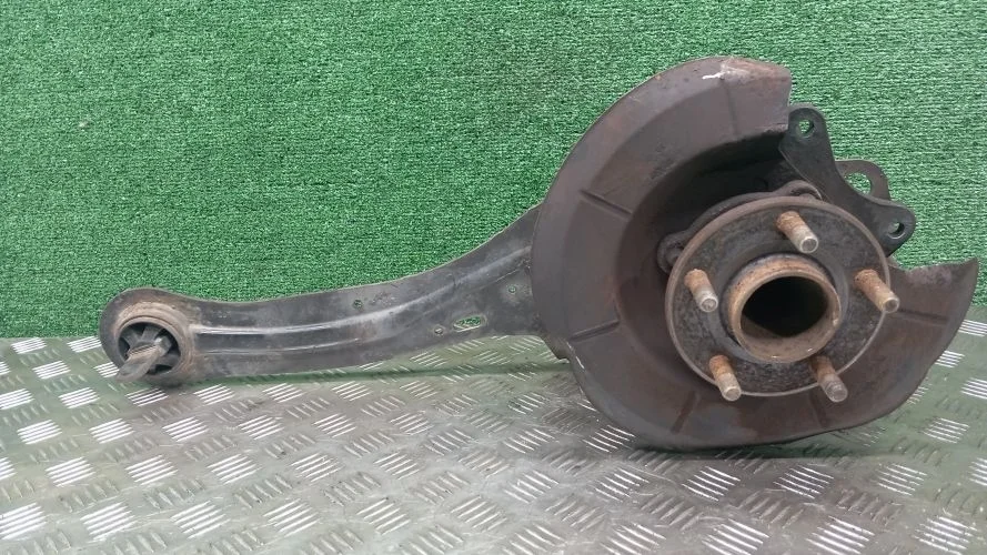 ступица Ford D4204T,UFDB CB8 Ford Focus3 D4204T,UFDB CB8 1780077