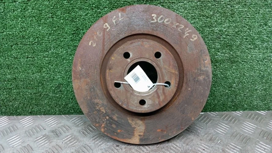 диск тормозной Ford UFDB,D4204T CB8 Ford Focus3 UFDB,D4204T CB8 1520297