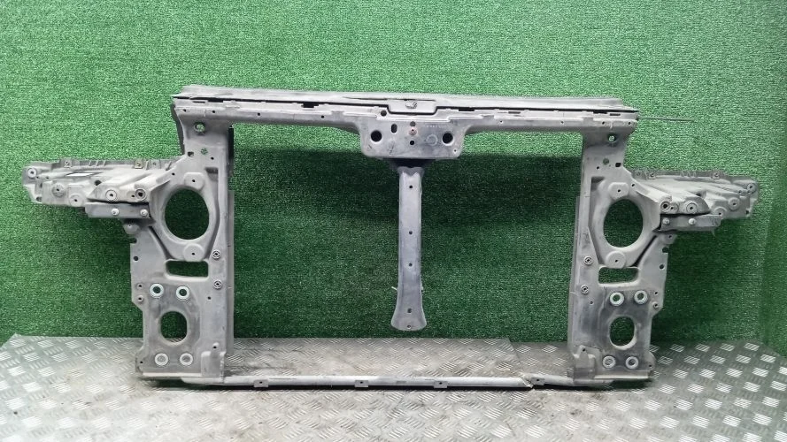 рамка радиатора Volkswagen BKS,BMV 7LA,GP Volkswagen Touareg BKS,BMV 7LA,GP 7L0805594,7L0805594R