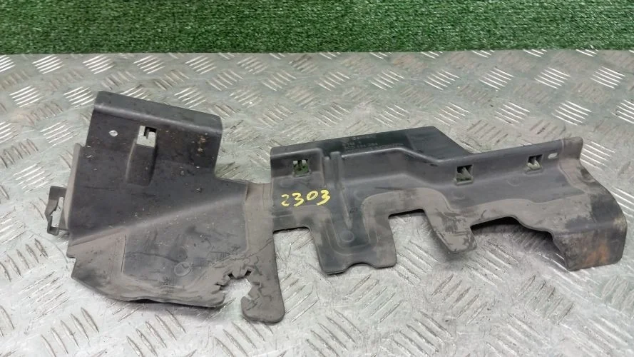 воздуховод радиатора Volkswagen BVY,CBAB 3C2 Volkswagen Passat BVY,CBAB 3C2 3C0121284B