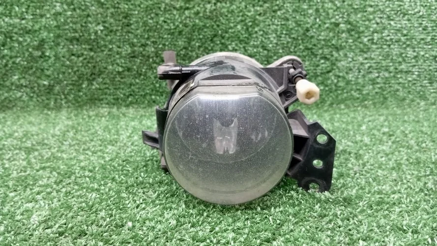 противотуманная фара Bmw 306S3,M57N2,N52B25,N52B30 E60,E83 Bmw 5-Series,X3 306S3,M57N2,N52B25,N52B30 E60,E83 6162100001,7897188,63176910792,6910792