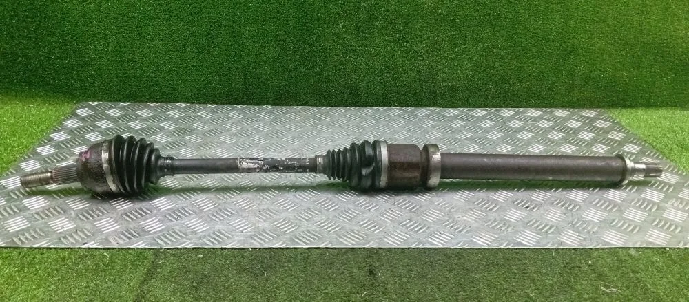 привод Ford TXDB,UFDB,D4204T CB8 Ford Focus3 TXDB,UFDB,D4204T CB8 1746979
