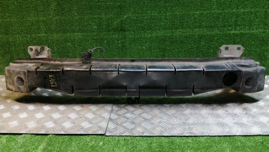 усилитель бампера Volkswagen CAYC,CUU,CFF 162,A6 Volkswagen Jetta CAYC,CUU,CFF 162,A6 5C6807109C