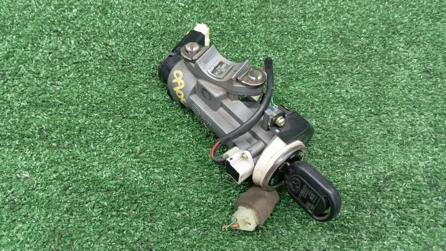 замок зажигания Chevrolet K14NET U200 Chevrolet Trax K14NET U200 13504286,22807512