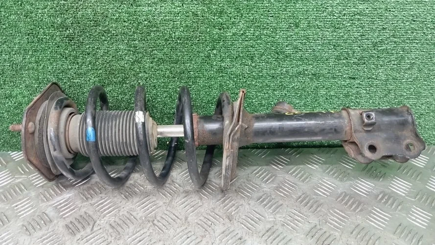 стойка Ssangyong 671950,D20DTF CK,C200 Ssangyong Actyon,New Actyon,Korando C 671950,D20DTF CK,C200 4430234003,4432034000,K4432034000,4430234002,4432031000