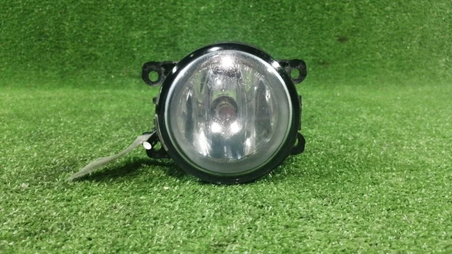 противотуманная фара Renault  H4M L30R Renault Fluence H4M L30R 8200074008