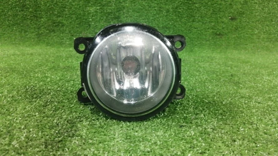 противотуманная фара Renault  H4M L30R Renault Fluence H4M L30R 8200074008
