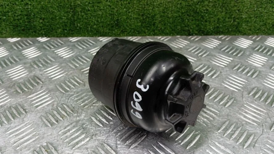 бачок гур Bmw M54B30,306S3,M54B25,256S5 E53,E60,E83 Bmw X5,5-Series,X3 M54B30,306S3,M54B25,256S5 E53,E60,E83 32416851217