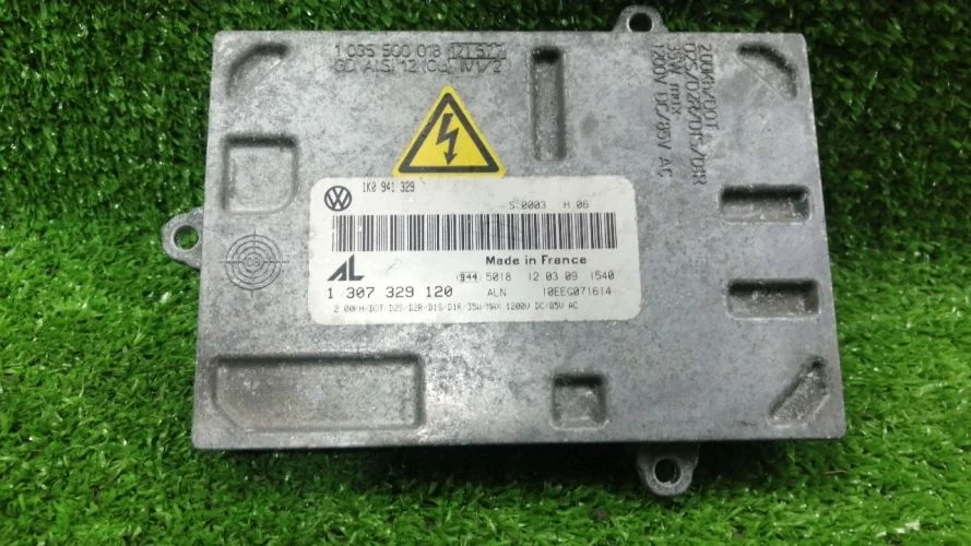 блок розжига ксенона Volkswagen CBBB 357 Volkswagen Passat Cc CBBB 357 1K0941329