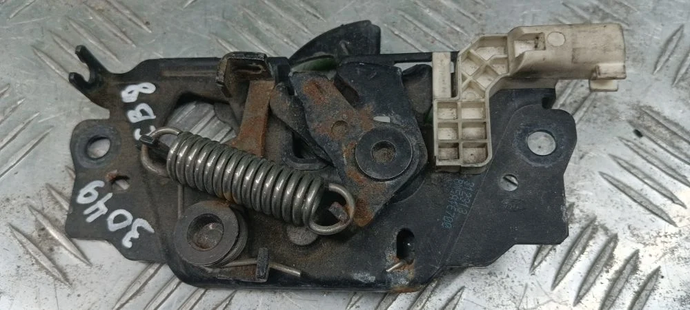 замок капота Ford UFDB,D4204T CB8 Ford Focus 3,Focus,Focus3 UFDB,D4204T CB8 1808504