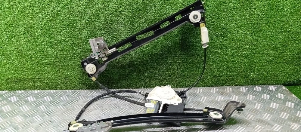 стеклоподъемник Volkswagen CBFA 357 Volkswagen Passat Cc CBFA 357 3C8837462J