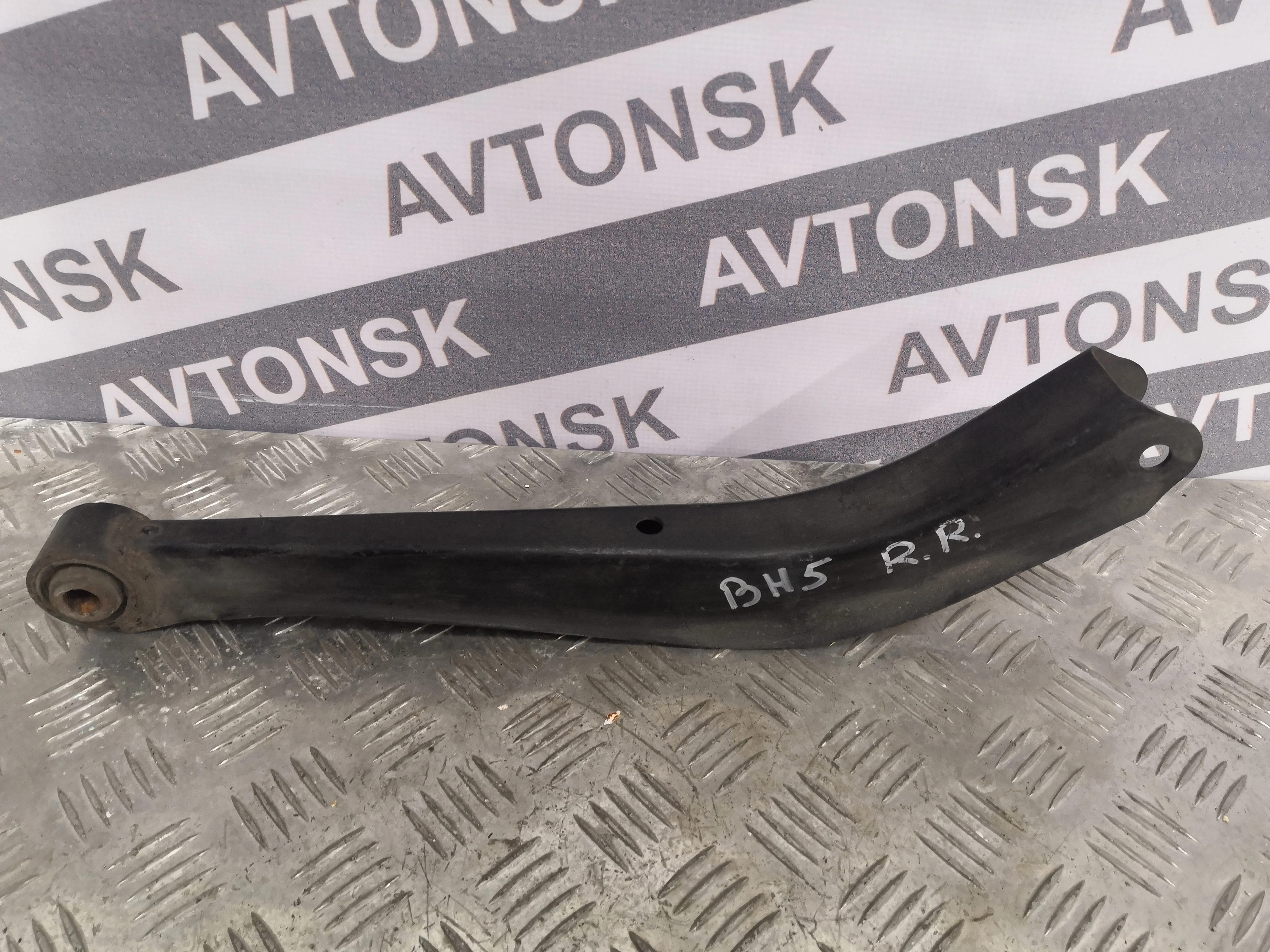 рычаг поперечный Subaru  BE5,BH5 Subaru Legacy  BE5,BH5 20250AE010