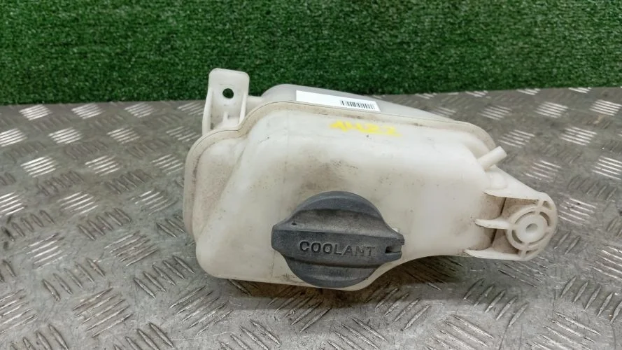 бачок расширительный Kia,Hyundai G4KE,D4HB,D4HA XM,YP,DM Kia,Hyundai Sorento,Carnival,Santa Fe G4KE,D4HB,D4HA XM,YP,DM 254302W000