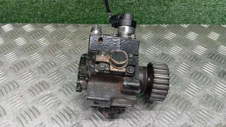 топливный насос высокого давления Audi BUG 4LB Audi Q7 BUG 4LB 059130755S,0445010154