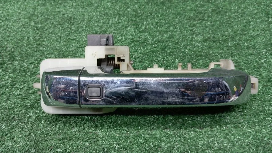 ручка двери внешняя Hyundai D6EA EN Hyundai Veracruze D6EA EN 826653J200,826653J210,826513J200,826513JD00