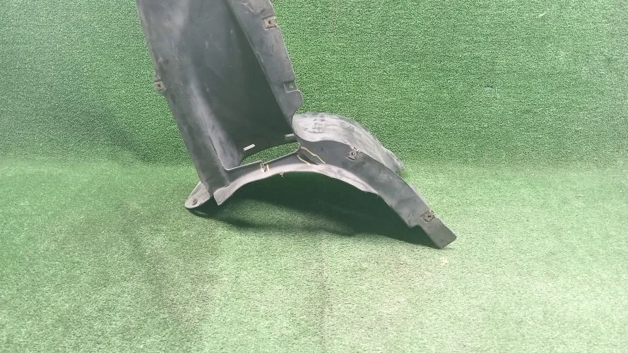 подкрылок Volkswagen CBAB,BVY 3C2 Volkswagen Passat CBAB,BVY 3C2 3C0805912A