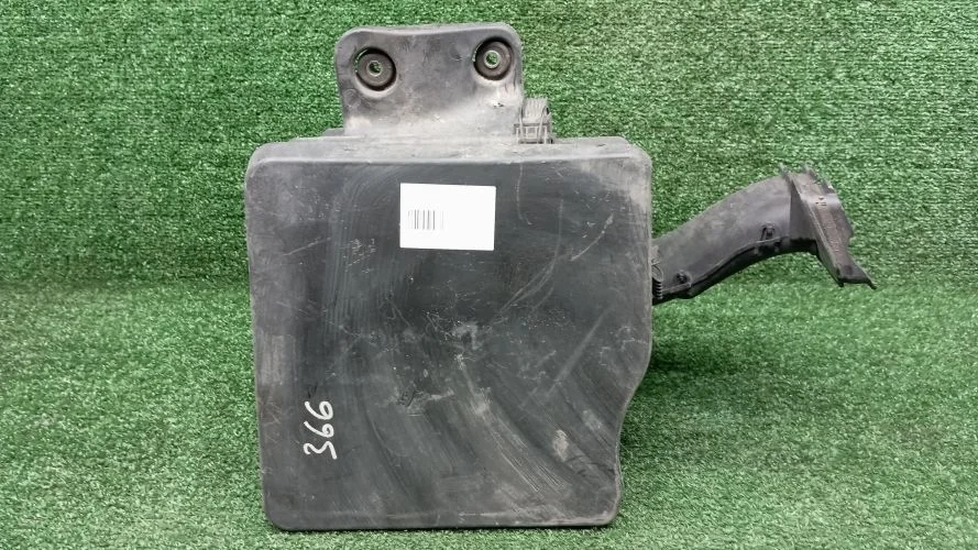 корпус воздушного фильтра Bmw 256S5 E83 Bmw X3 256S5 E83 13717501971