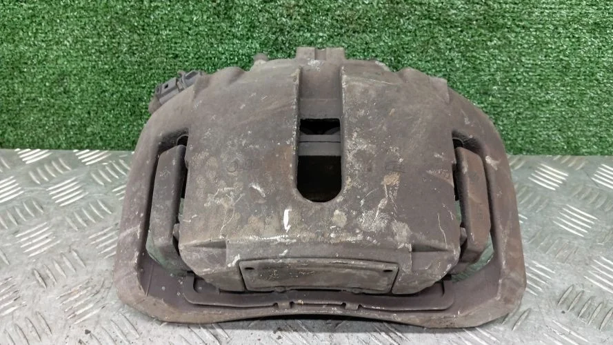 суппорт Audi BVJ,BPK,BVN,BFM 4E2,4E5 Audi A8 BVJ,BPK,BVN,BFM 4E2,4E5 4E0615123