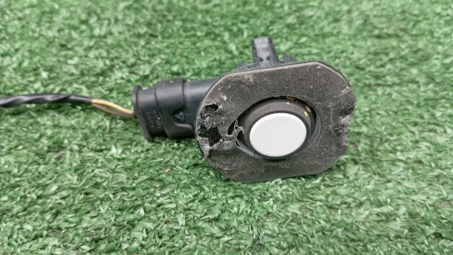 датчик парктроника Bmw N47D20C F30 Bmw 3-Series N47D20C F30 9261587,0263013515,66202220666