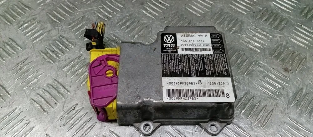 блок управления airbag Volkswagen CBAB,CFF 5N1,3C2 Volkswagen Tiguan,Passat CBAB,CFF 5N1,3C2 5N0959655J,5N0959655A
