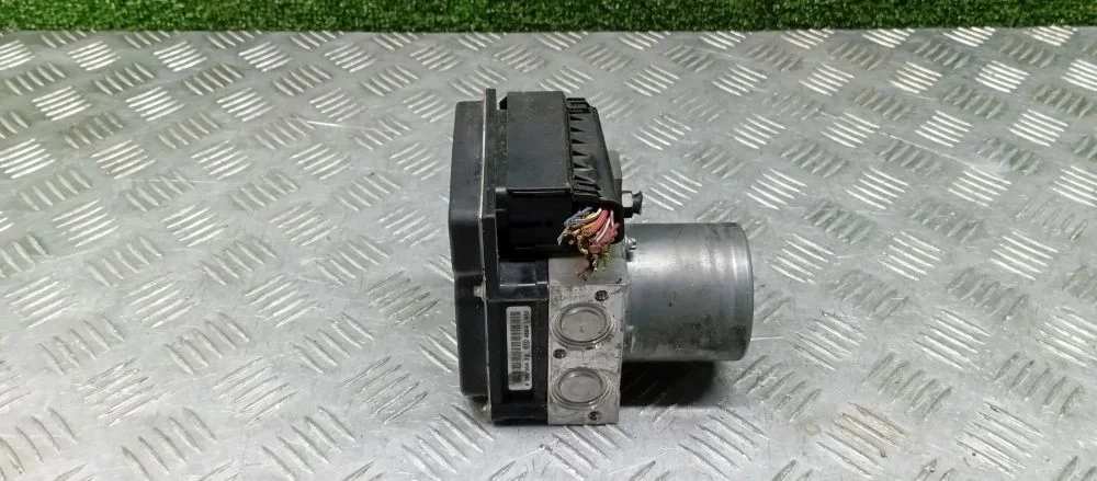 блок abs Bmw 256S5 E83 Bmw X3 256S5 E83 34513414388,34503424684,34503419299,34523414389,34516762059