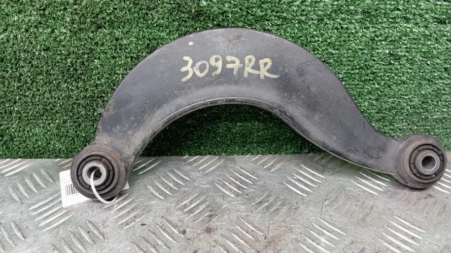 рычаг поперечный Ford UFDB,D4204T CB8 Ford Focus,Focus3 UFDB,D4204T CB8 1755222,1683463,AV615500AB