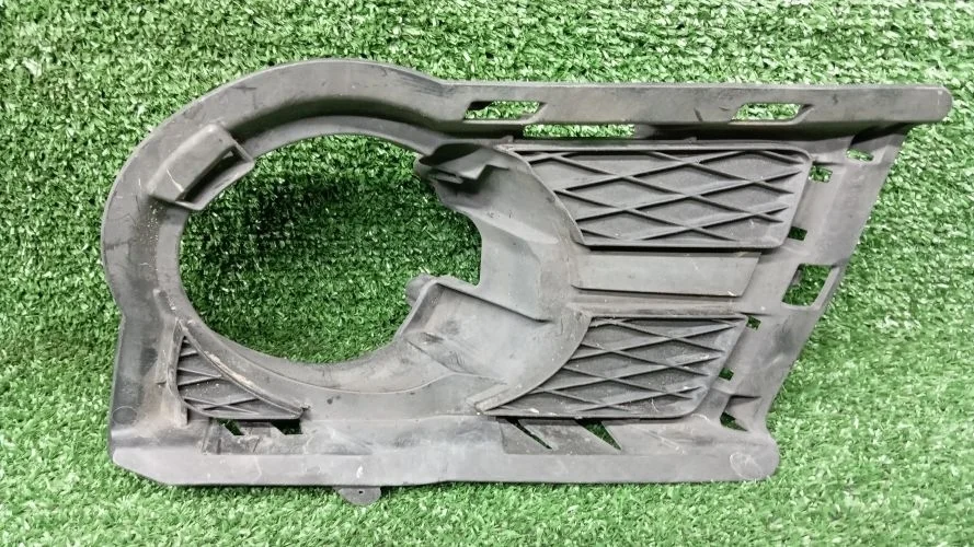 рамка противотуманной фары Volkswagen CBAB,CFF 5N1 Volkswagen Tiguan CBAB,CFF 5N1 5N0853665A