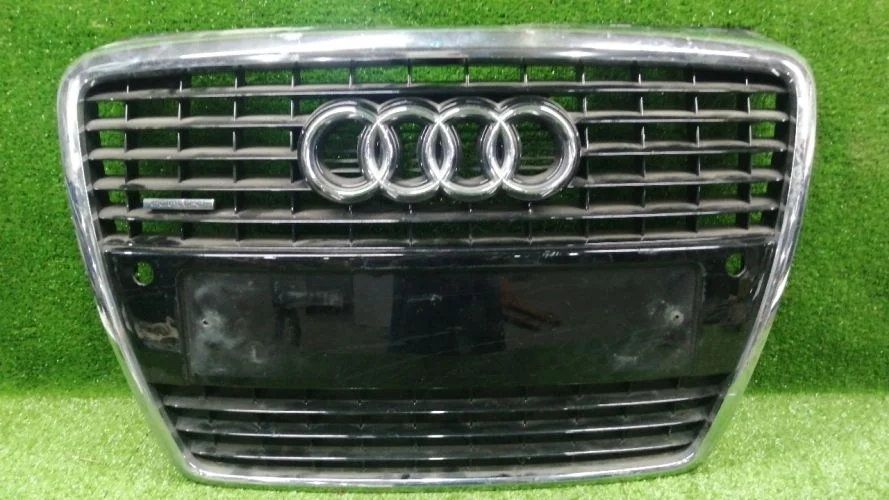 решетка радиатора Audi BPK 4E2 Audi A8 BPK 4E2 4E0853651AE