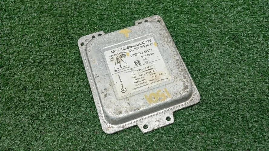 блок розжига ксенона Mercedes-Benz 651924,272988 W212,A207 Mercedes-Benz E-Class 651924.272988 W212,A207 5DC00906020AN,A2129007804,A2128205626,A2129024202