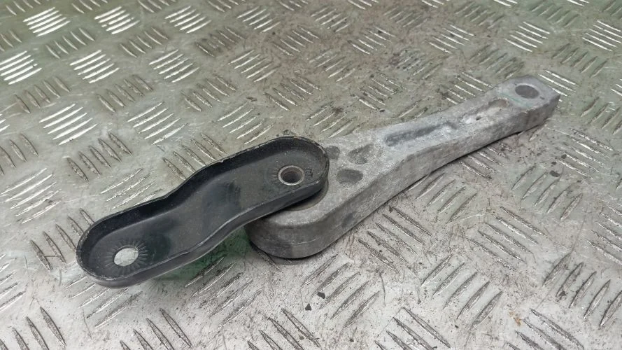 подушка двигателя Volkswagen CFF A32 Volkswagen Passat CFF A32 1K0199855BF