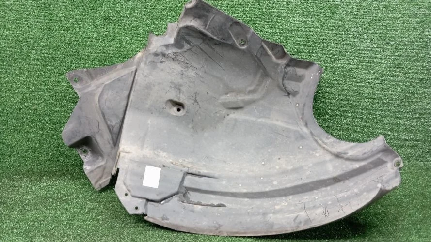 подкрылок Mercedes-Benz 651924,271860 W212 Mercedes-Benz E-Class 651924.271860 W212 A2126903030