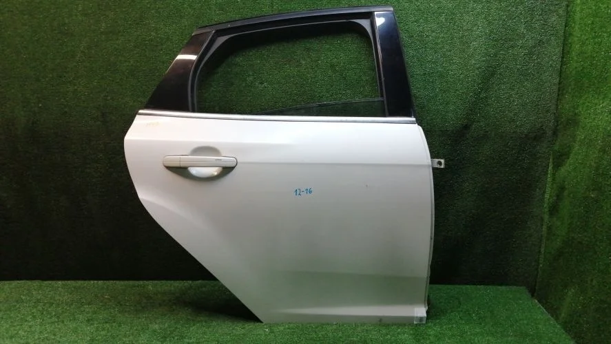 дверь боковая Ford XQDA,D4204T,MGDA CB8 Ford Focus,Focus3 XQDA,D4204T,MGDA CB8 2172759,CP9Z5824630A