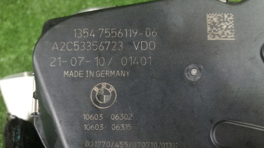 дроссельная заслонка Bmw N54B30A F01 Bmw 7-series N54B30A F01 13547556119