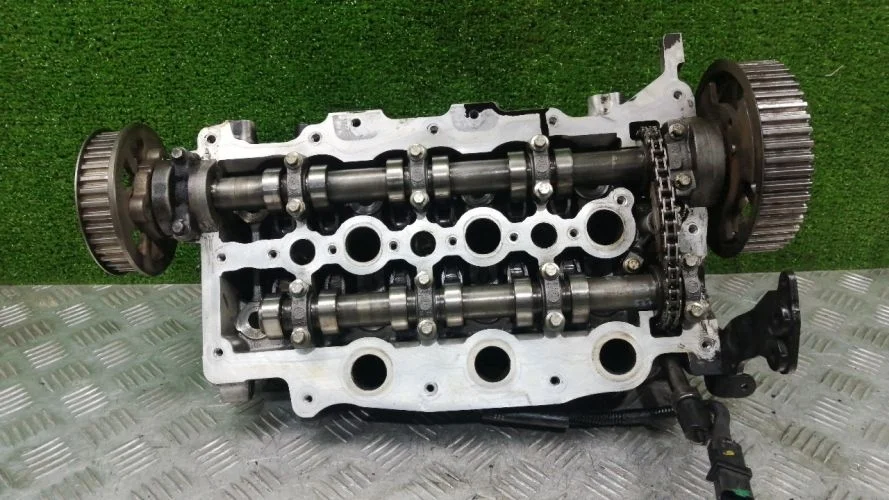 головка блока цилиндров Jaguar,Land Rover 306DT X351,X250 Jaguar,Land Rover Xj,Range Rover,Xf 306DT X351,X250 C2D3614,9X2Q6C032BA,LR014248