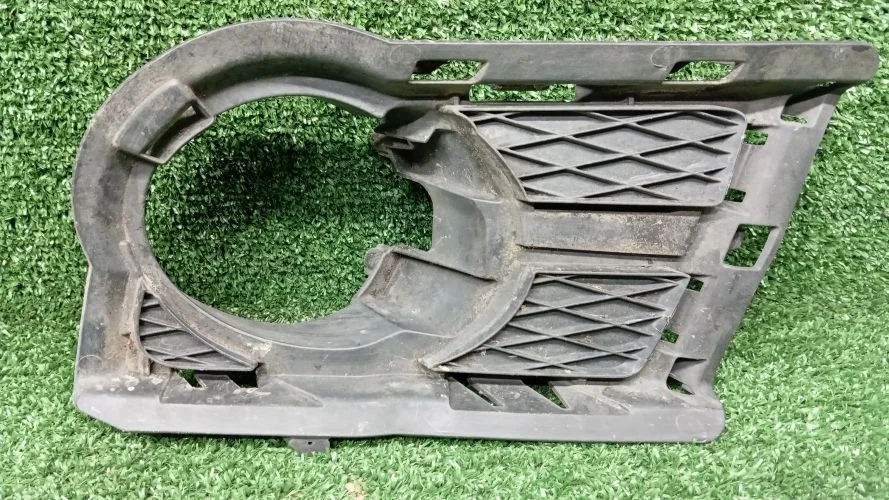 рамка противотуманной фары Volkswagen CBAB,CFF 5N1 Volkswagen Tiguan CBAB,CFF 5N1 5N0853665A